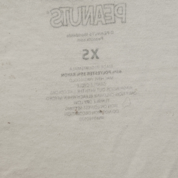 (PRICE IS FIRM!)Mighty Fine Peanuts Short Sleeve Tshirt With Snoopy Design - Picture 9 of 14